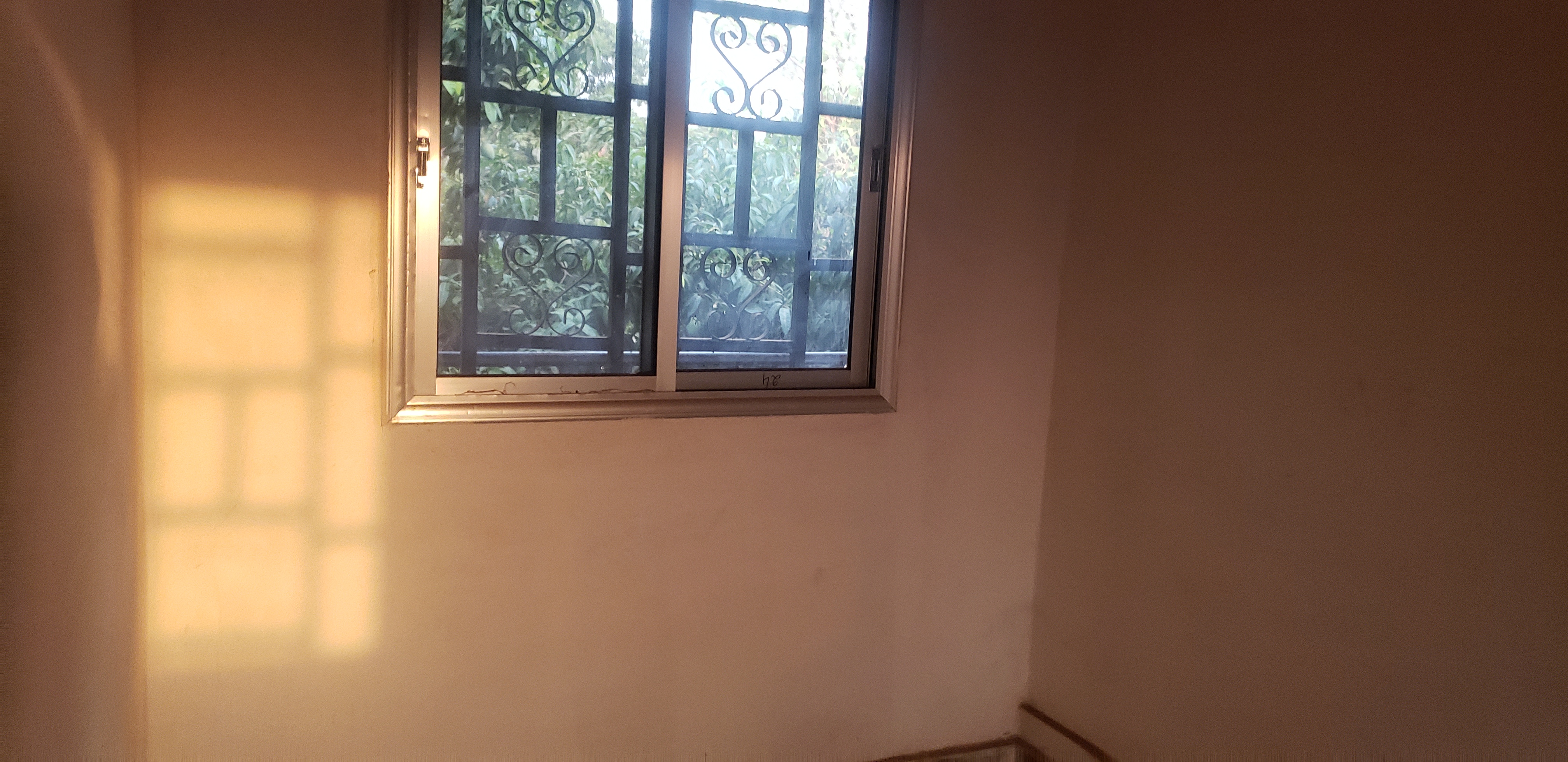 OFFREZ-VOUS LE MEILLEUR SÉJOUR AVEC LES APPARTEMENTS FKS-GUINÉE SARL À SENKEFARA 1